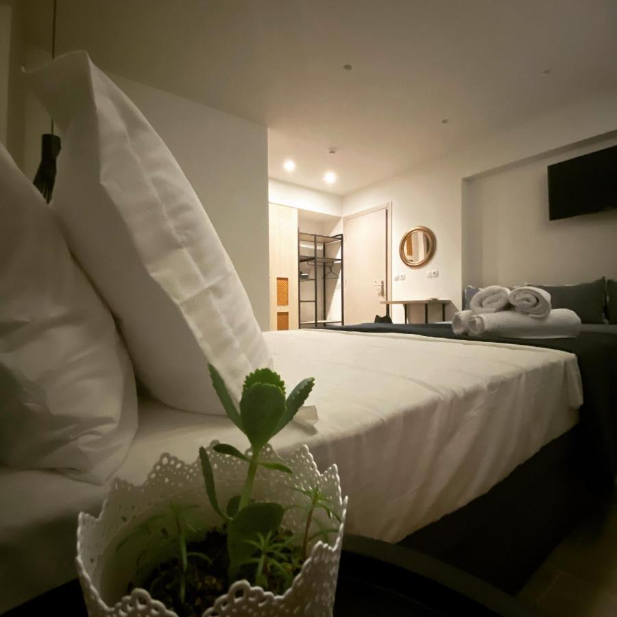 Levanda Suites Paralía Esterno foto