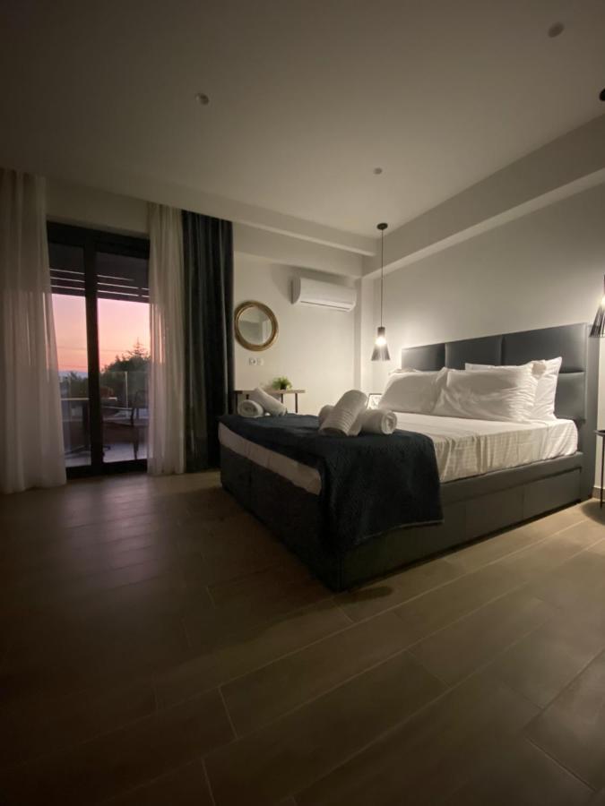Levanda Suites Paralía Esterno foto